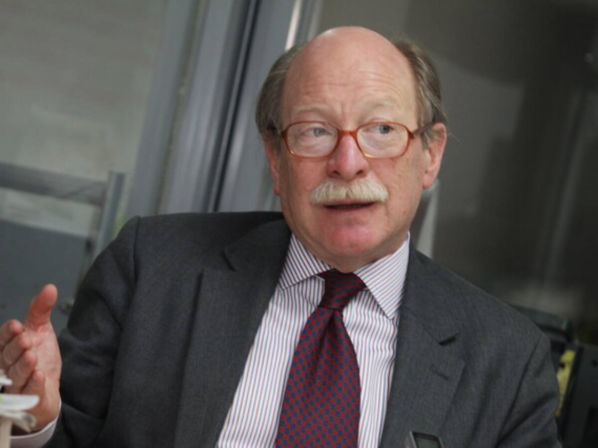 “Ojalá represente el regreso de Venezuela a su democracia”: excanciller Camilo Reyes