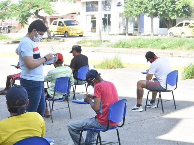 Cerca de 142 personas han realizado la plana "debo respetar el Toque de Queda".. Foto: Cortesía