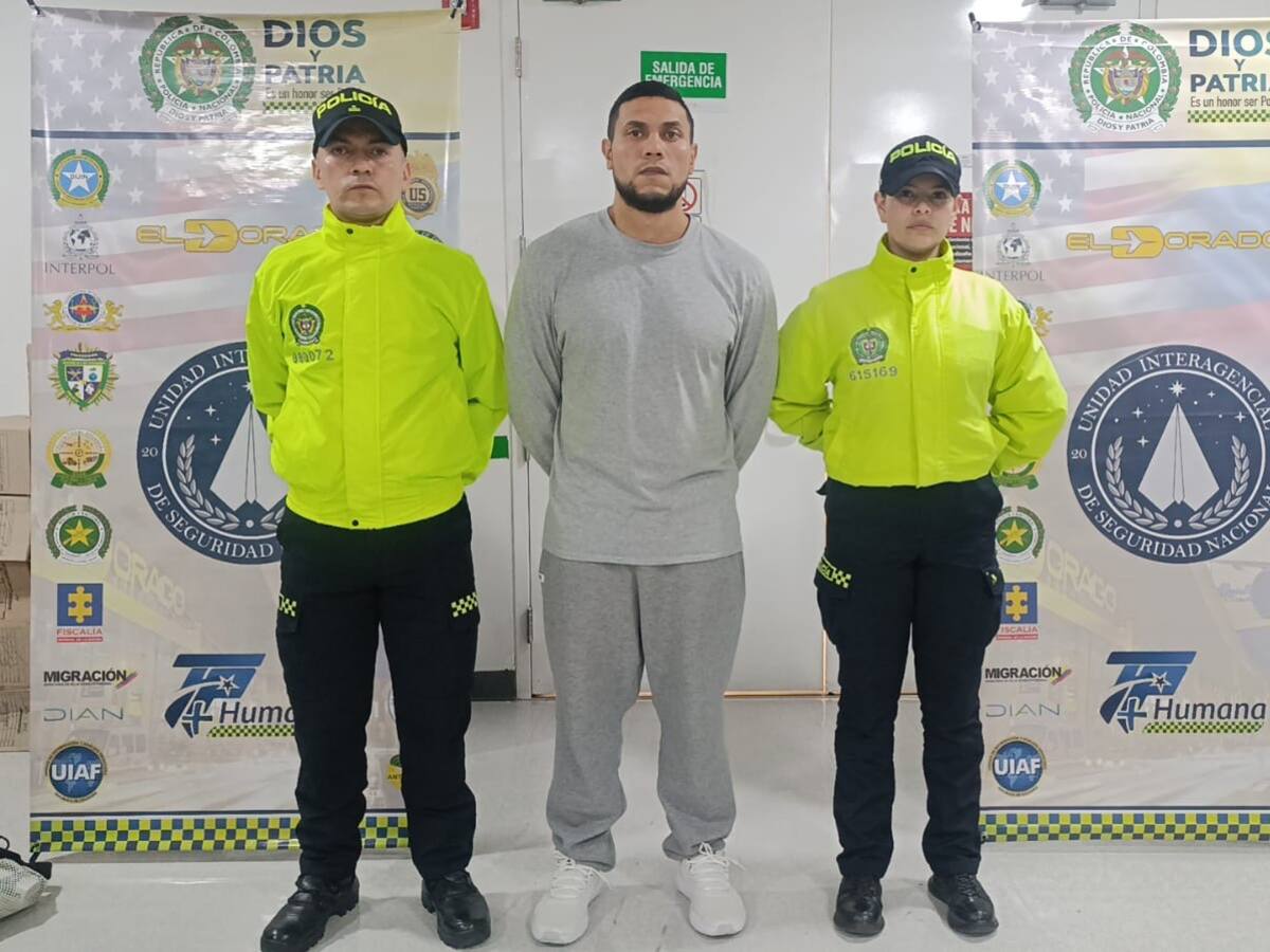 Llegó deportado de EE.UU. alias ‘Hawer’, uno de los 14 delincuentes más buscados por robo en Bogotá