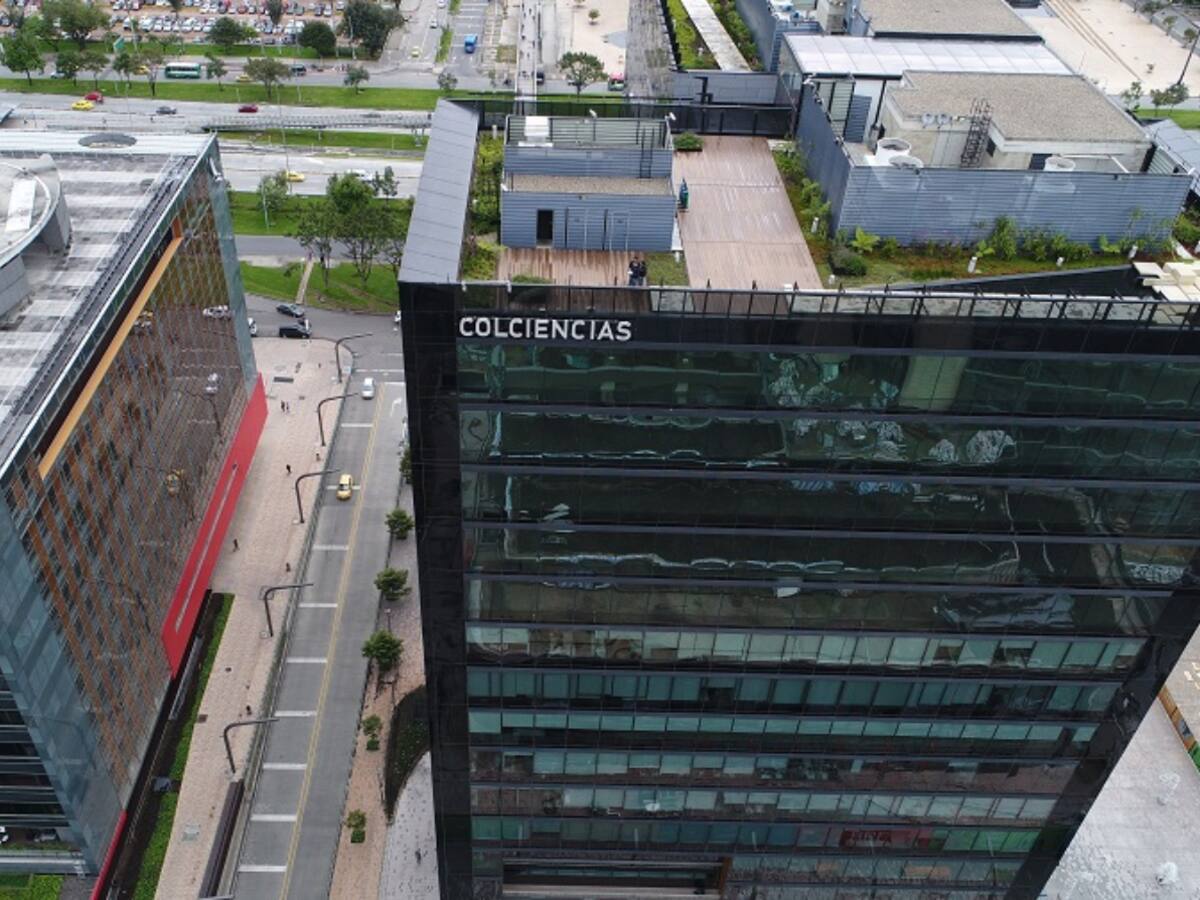 Sigue la desbandada en MinCiencias: dos viceministros renunciaron