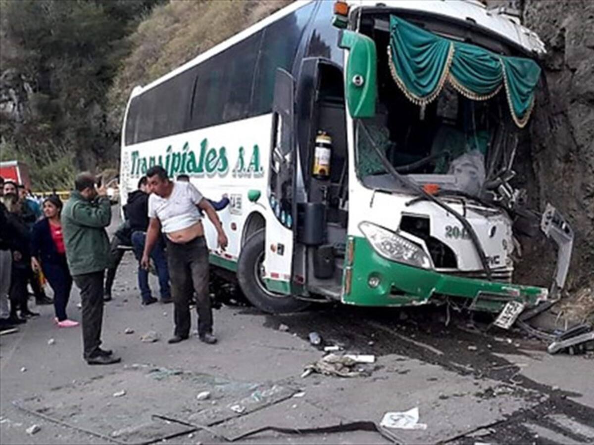 Accidente de tránsito en Nariño dejó un muerto y cinco heridos