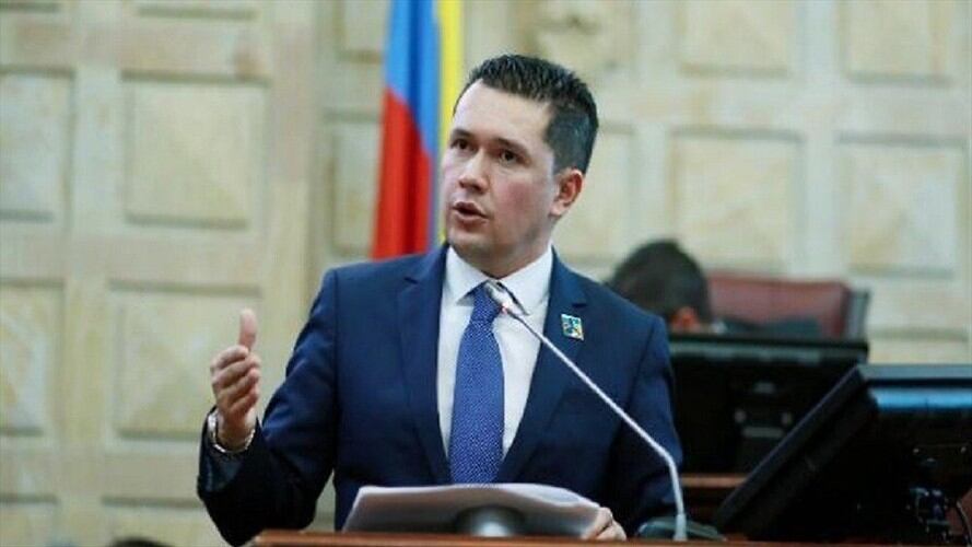 El representante Edwin Ballesteros renunció a su cargo. Foto: Colprensa