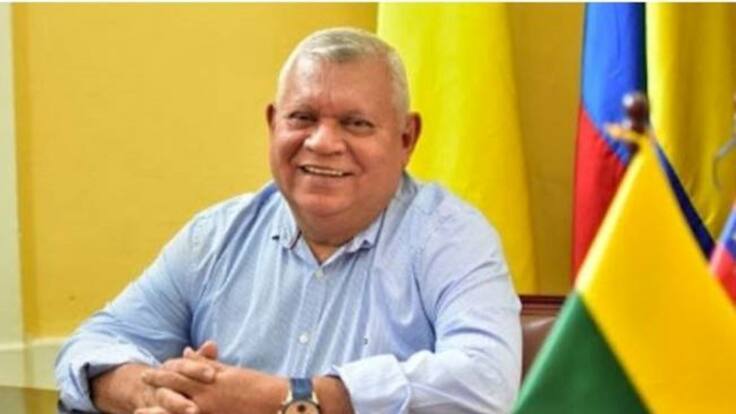 Alcalde de Ciénaga, Magdalena, desmiente que estudiantes usan adoquines como sillas