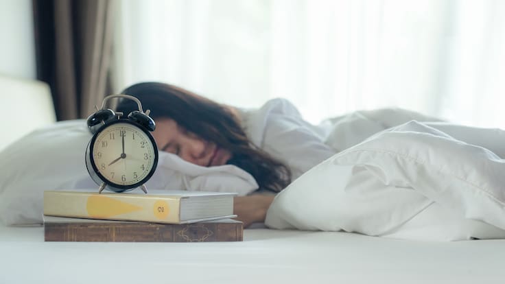¿Cuál es la mejor hora para irse a dormir? Neurólogo explica