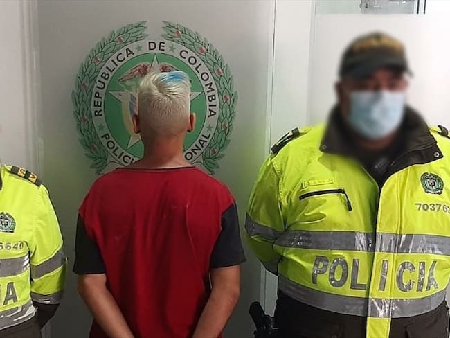 Durante el procedimiento de captura le incautaron varios elementos avaluados en aproximadamente 2 millones de pesos. Foto: Policía Nacional