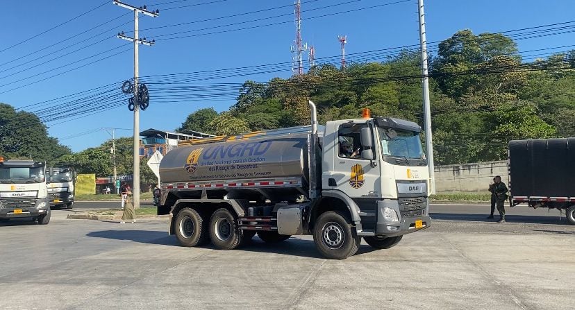 Carrotanques de la UNGRD. Foto: UNGRD