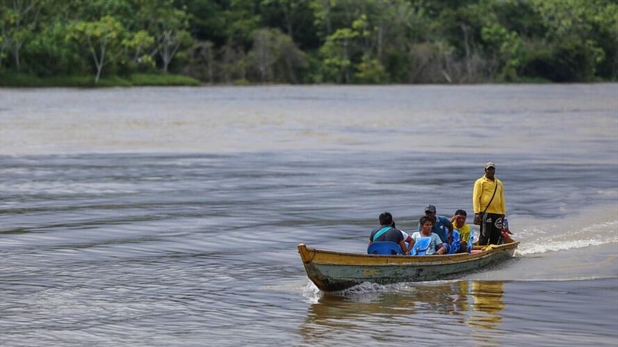 Avanzan trabajos de limpieza en el Río Atrato según informó el Mintransporte. Foto: Colprensa