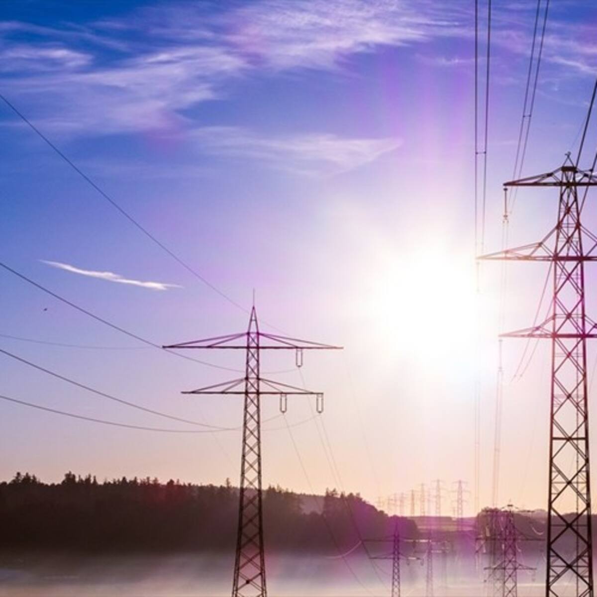 El 55% de los proyectos de transmisión de energía presentan retrasos, según XM