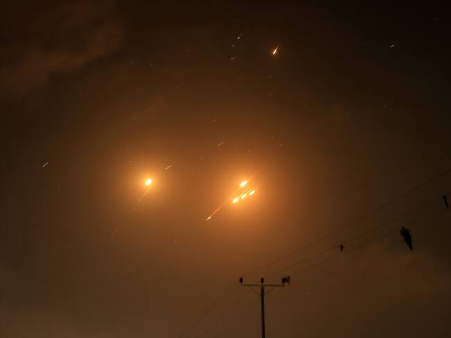 Misiles interceptados en Israel. Foto: AFP via Getty Images.