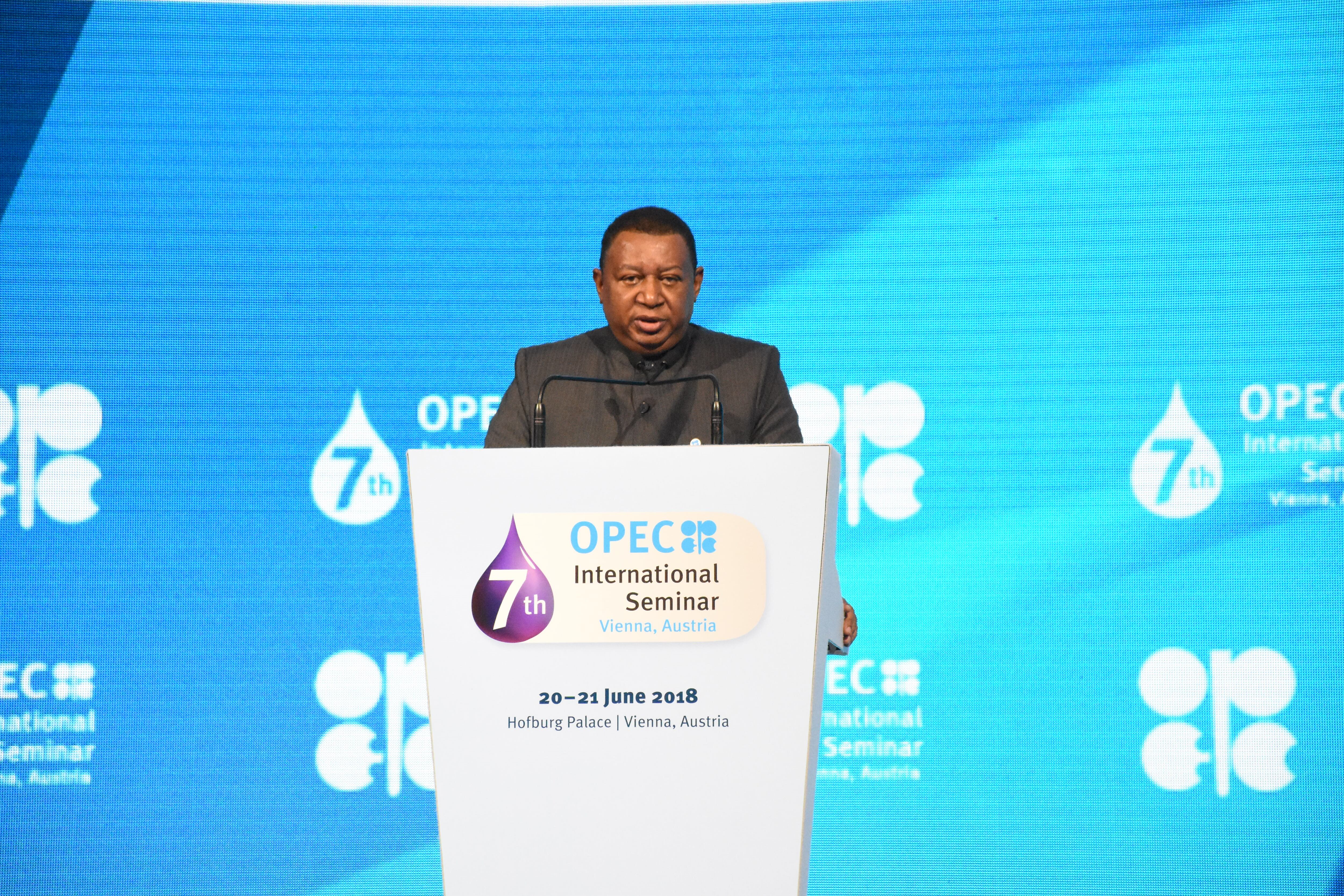 Mohammed Barkindo, secretario general de la OPEP. (Photo by Askin Kiyagan/Anadolu Agency/Getty Images)