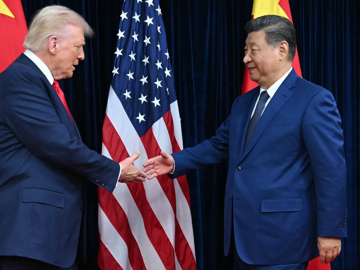 Donald Trump reduce al 10 % los aranceles para China por el fentanilo tras reunirse con Xi Jinping