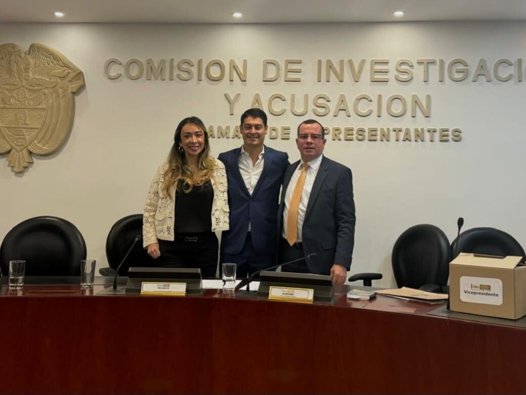 Leonardo Gallego y Katherine Miranda. Foto: Congreso de la República.