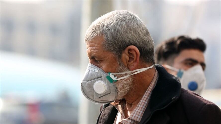 Las medidas de prevención como evitar eventos de alta conglomeración de personas y lavarse las manos son vitales para disminuir el contagio del virus.. Foto: Getty Images