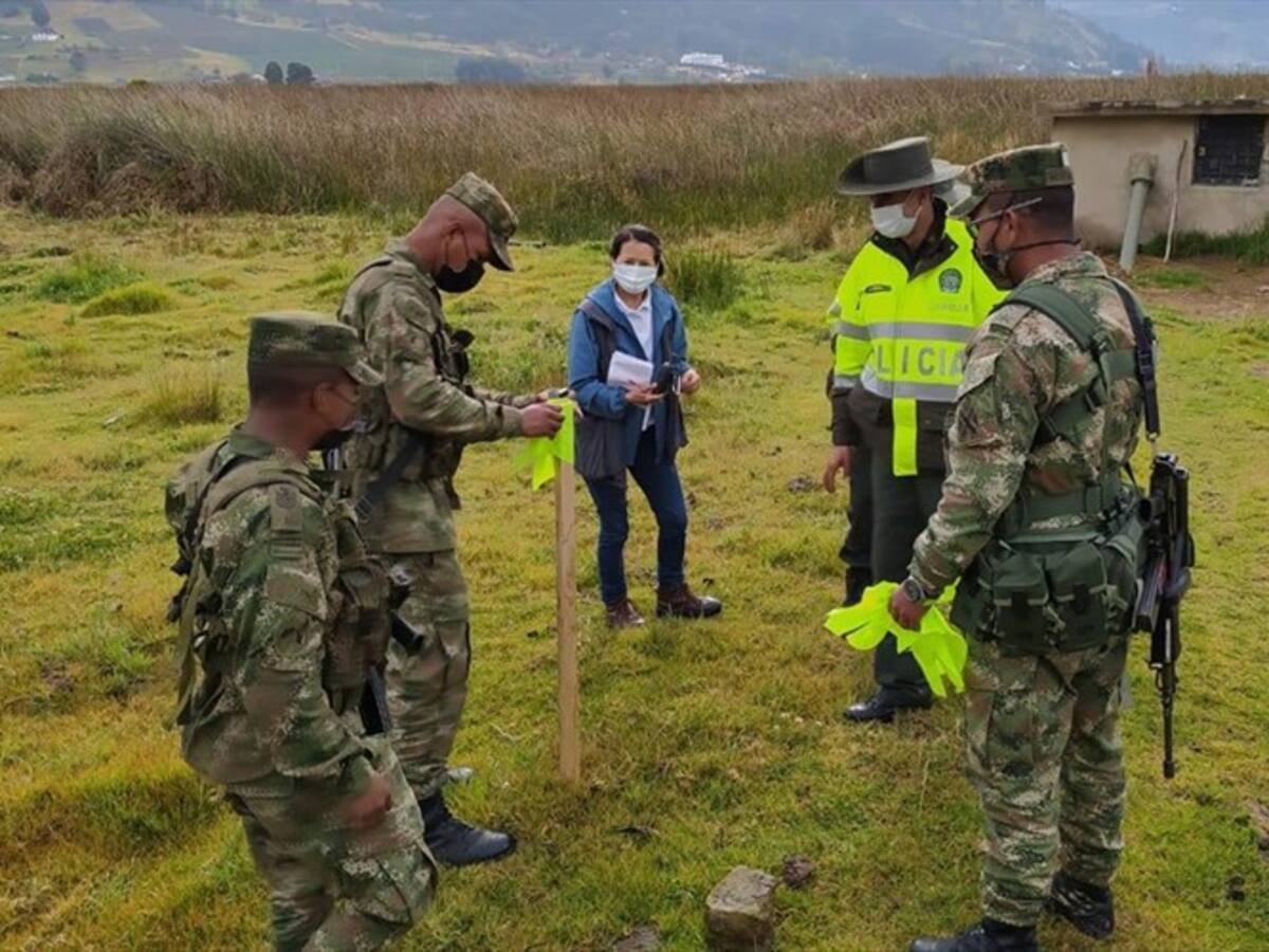 Dan plazo de tres meses para retirar infraestructura a quienes invaden el Lago de Tota