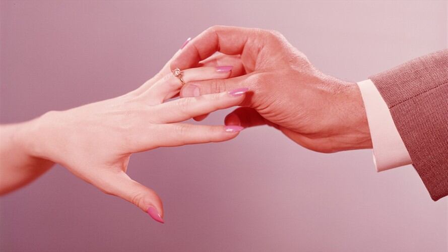 La mujer aseguró que los cuidados de su esposo son demasiados y considera que no está bien que un matrimonio no tenga peleas.. Foto: Getty Images