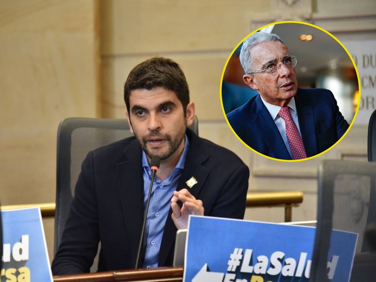 “No es la primera vez que corrigen a la Juez”: Hernán Cadavid sobre absolución de Álvaro Uribe