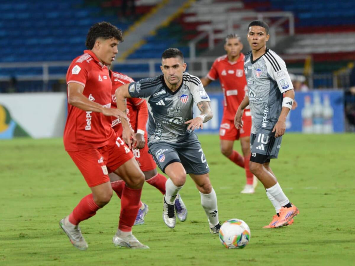 Se revelaron los audios del VAR de la polémica en el América - Junior, ¿Fue gol?