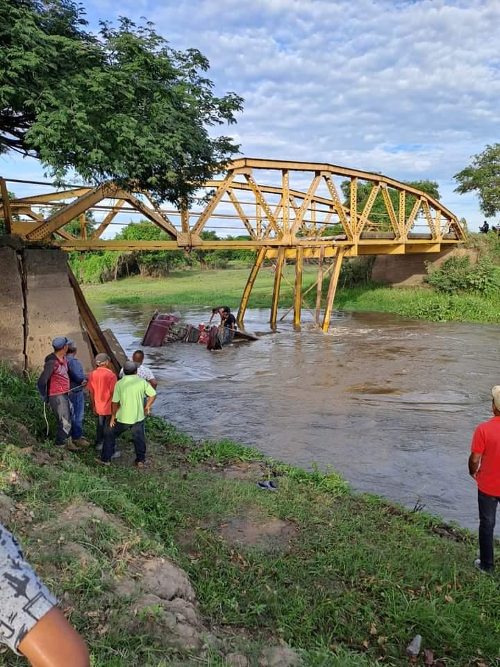 Foto: Puente colapsado/Gobernación del Magdalena.