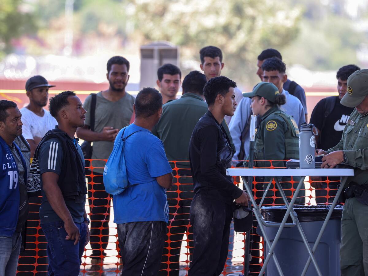 EE.UU. registra el mayor número mensual de detenciones de migrantes en lo que va del 2023