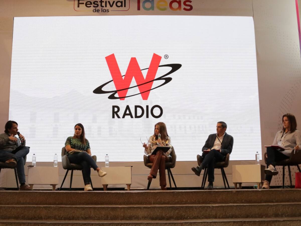 Debate: el reto de acercar las Instituciones al ciudadano