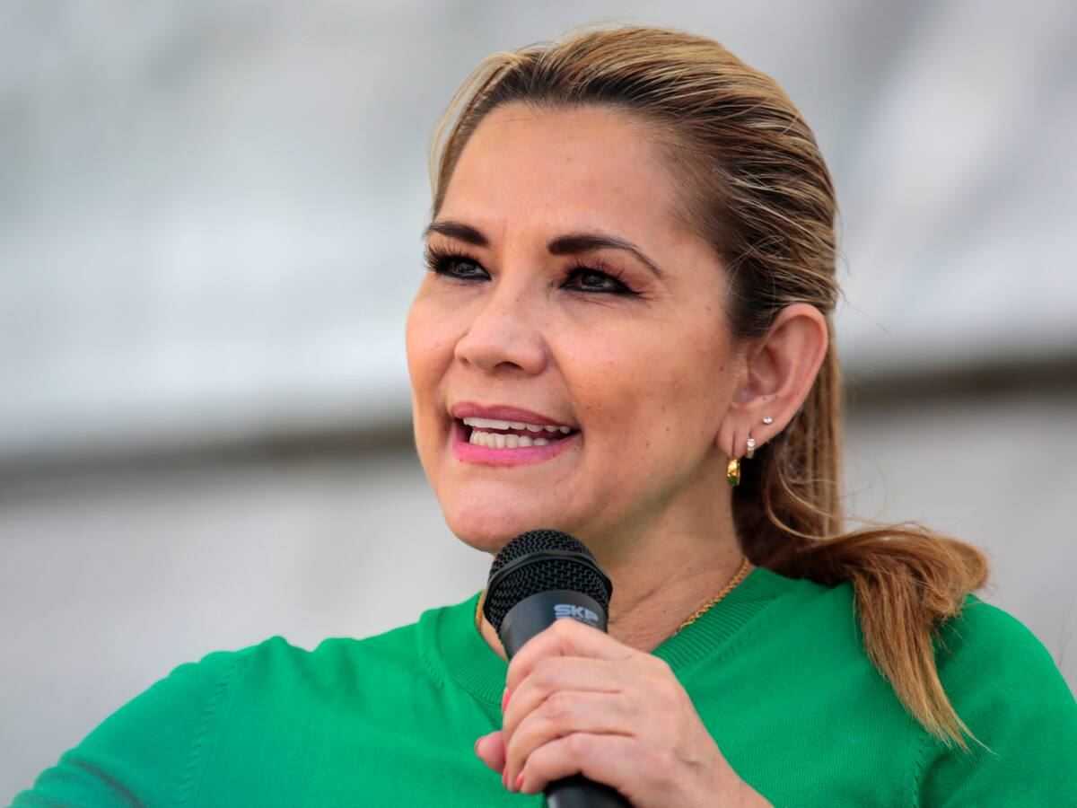 Tribunal de Justicia ordena revisar plazos de detención de la expresidenta boliviana Jeanine Áñez