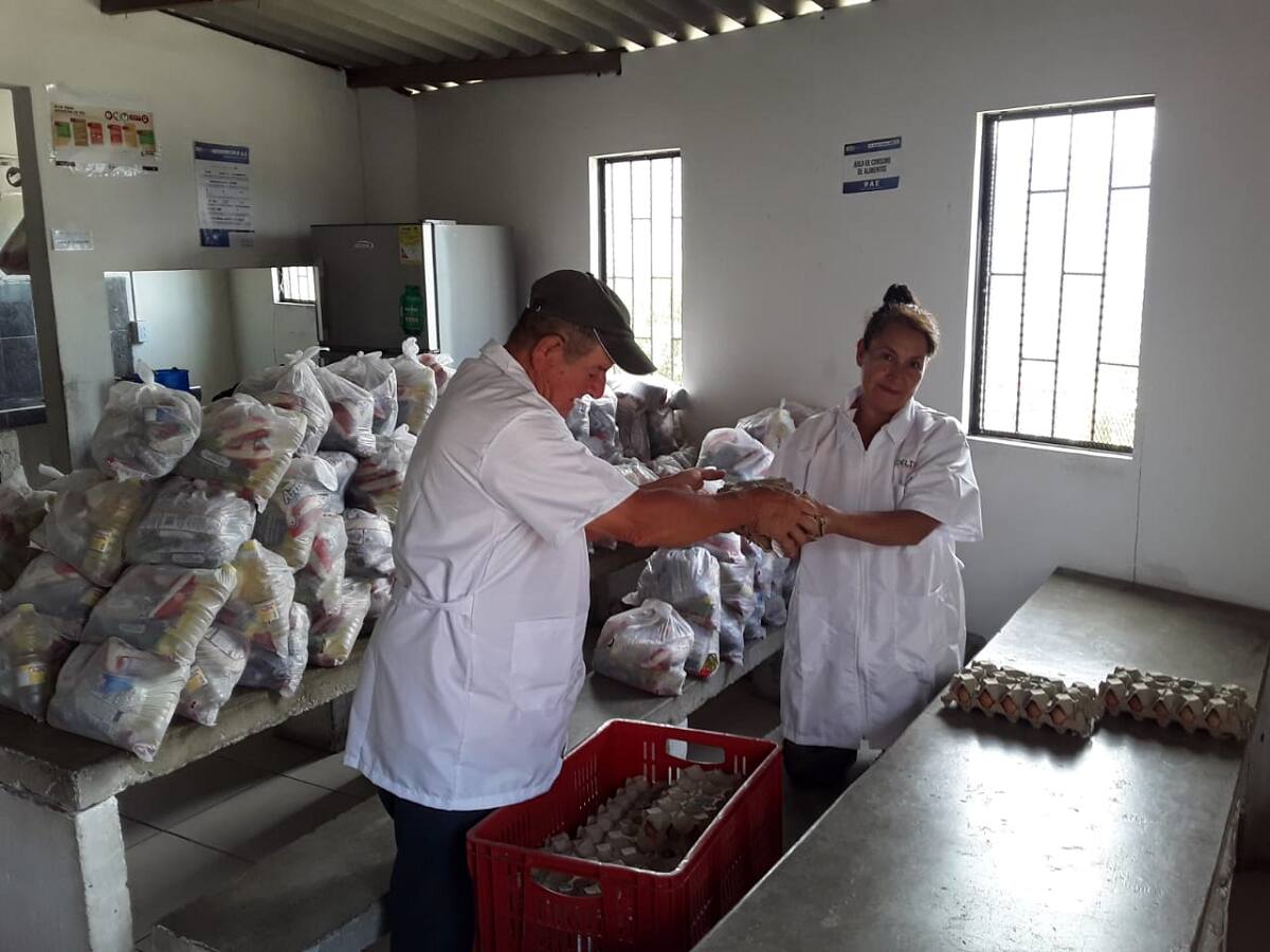 En Caldas, 18 colegios de la zona de influencia del volcán continúan desde la virtualidad