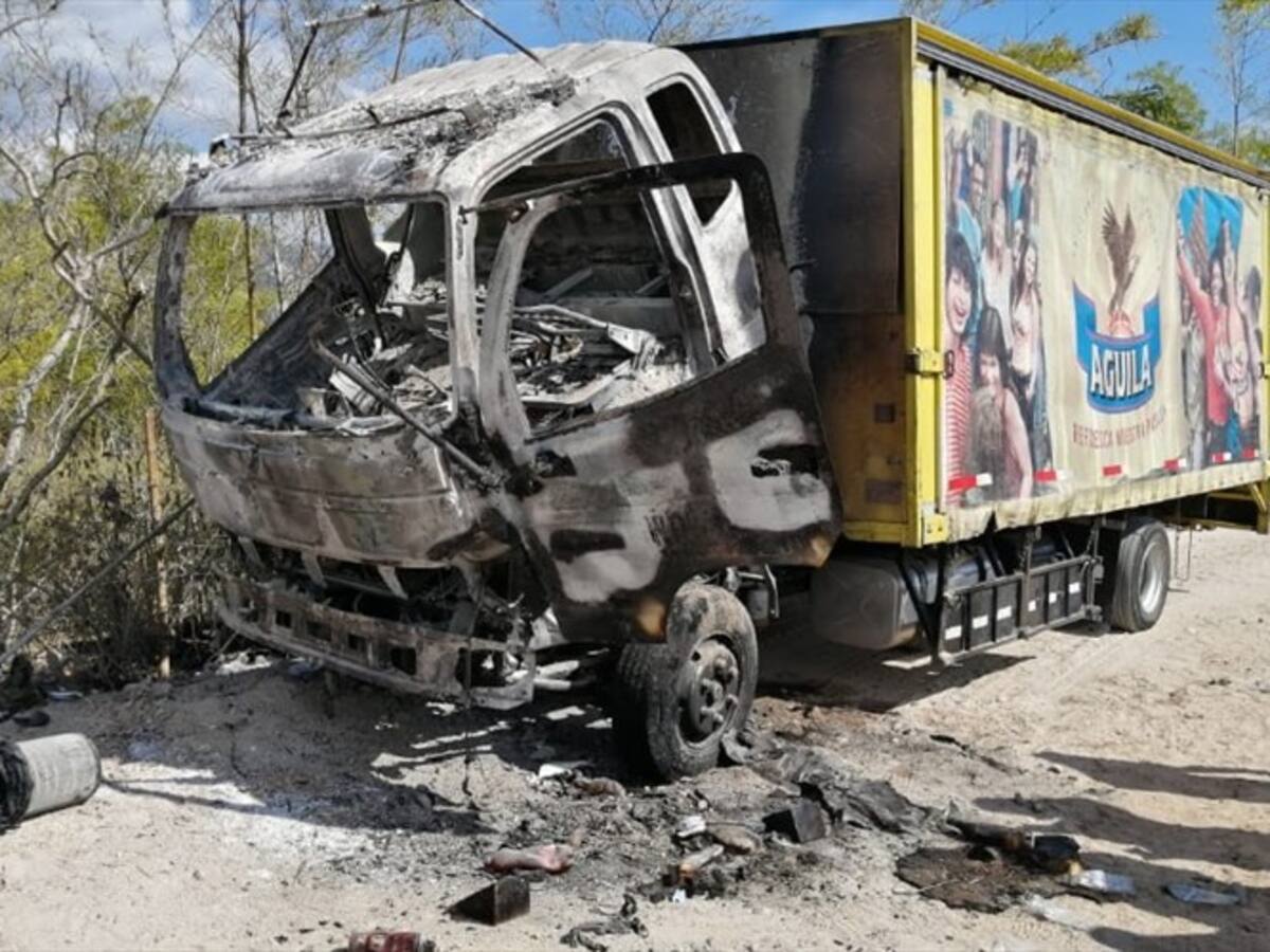 Grupos armados incineran vehículo en la región del Catatumbo