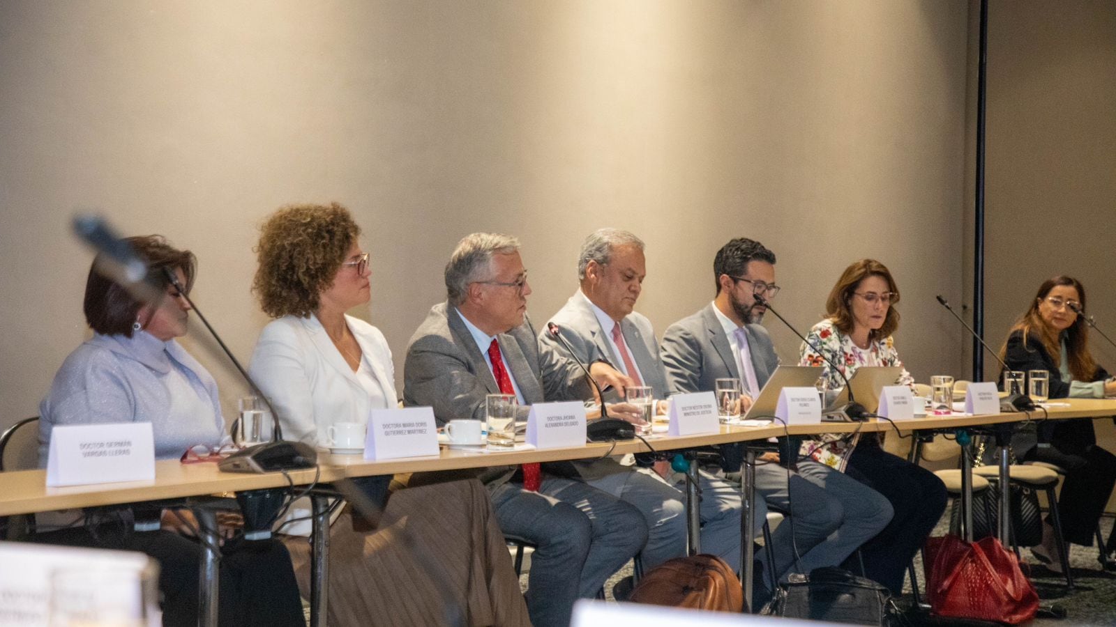 Segunda reunión de Comisión de Expertos para reforma a la justicia | Fotos: MinJusticia