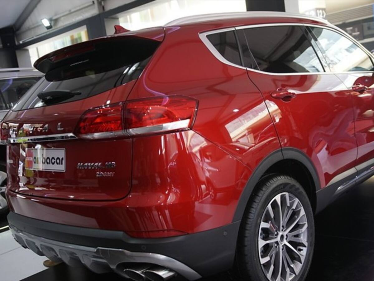 Venta de vehículos y motos registró fuerte caída en enero