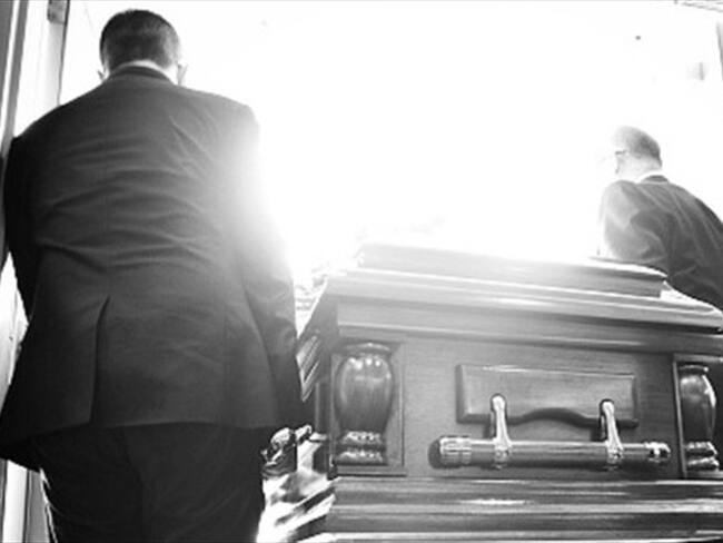 ¿Qué relación tiene el clima con la tasa de suicidios en el mundo?