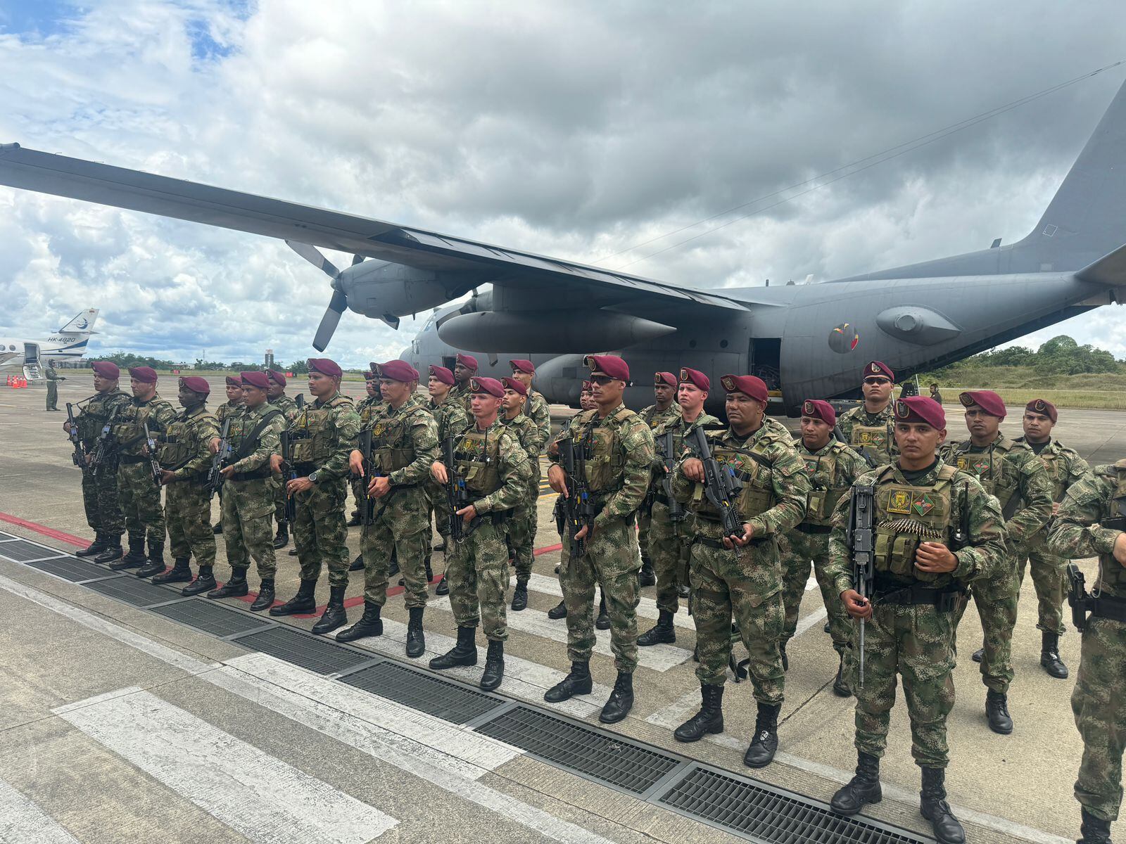 Fuerzas Especiales llegan a Quibdó a reforzar la seguridad ante enfrentamientos de bandas. Foto: Fuerzas Militares.