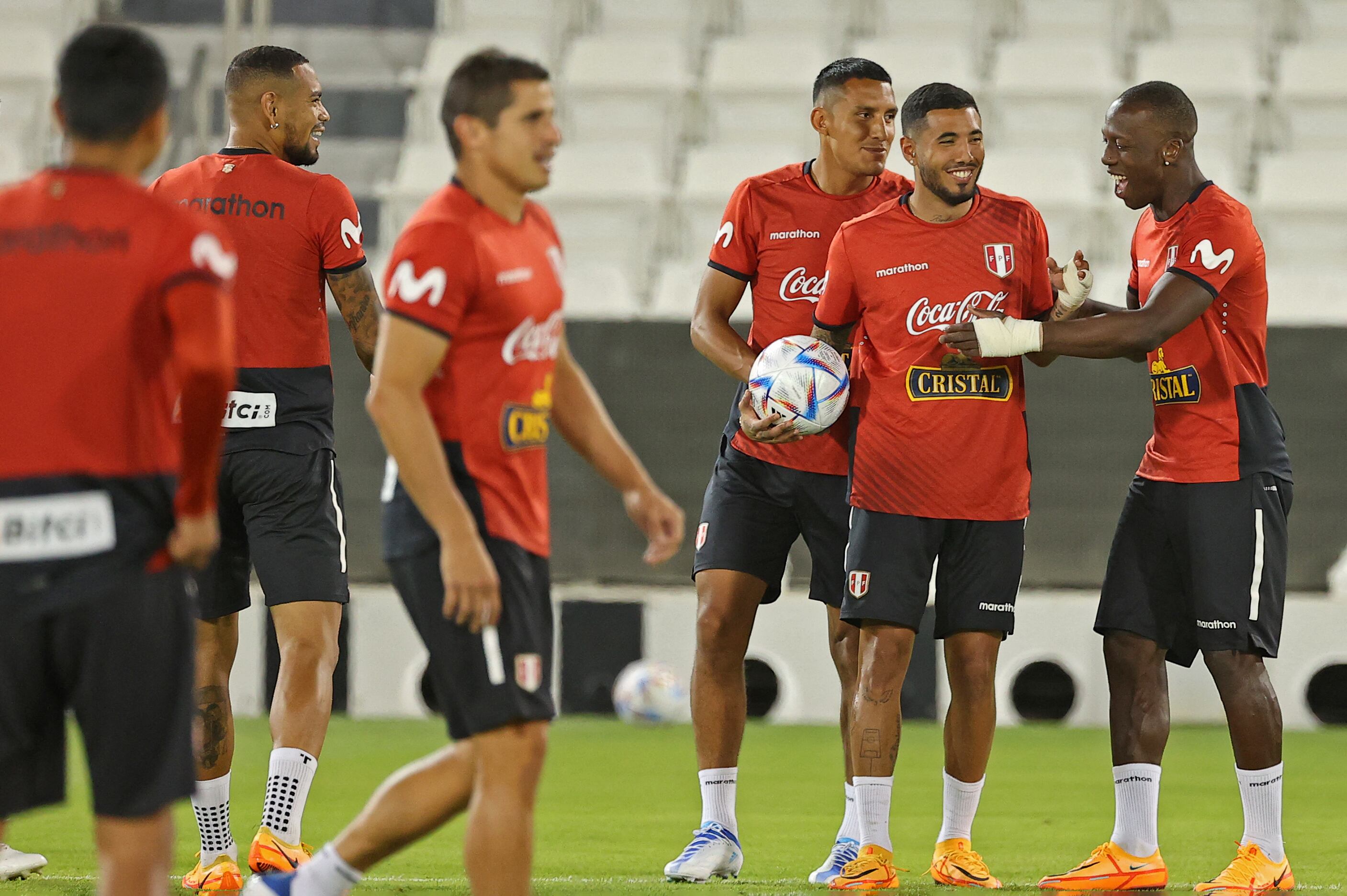 Peru's players take part in a training session at the Jassim bin Hamad stadium in the Qatari capital Doha on June 12, 2022, on the eve of their FIFA World Cup 2022 inter-confederation play-offs match between Australia and Peru. (Photo by KARIM JAAFAR / AFP) (Photo by KARIM JAAFAR/AFP via Getty Images)