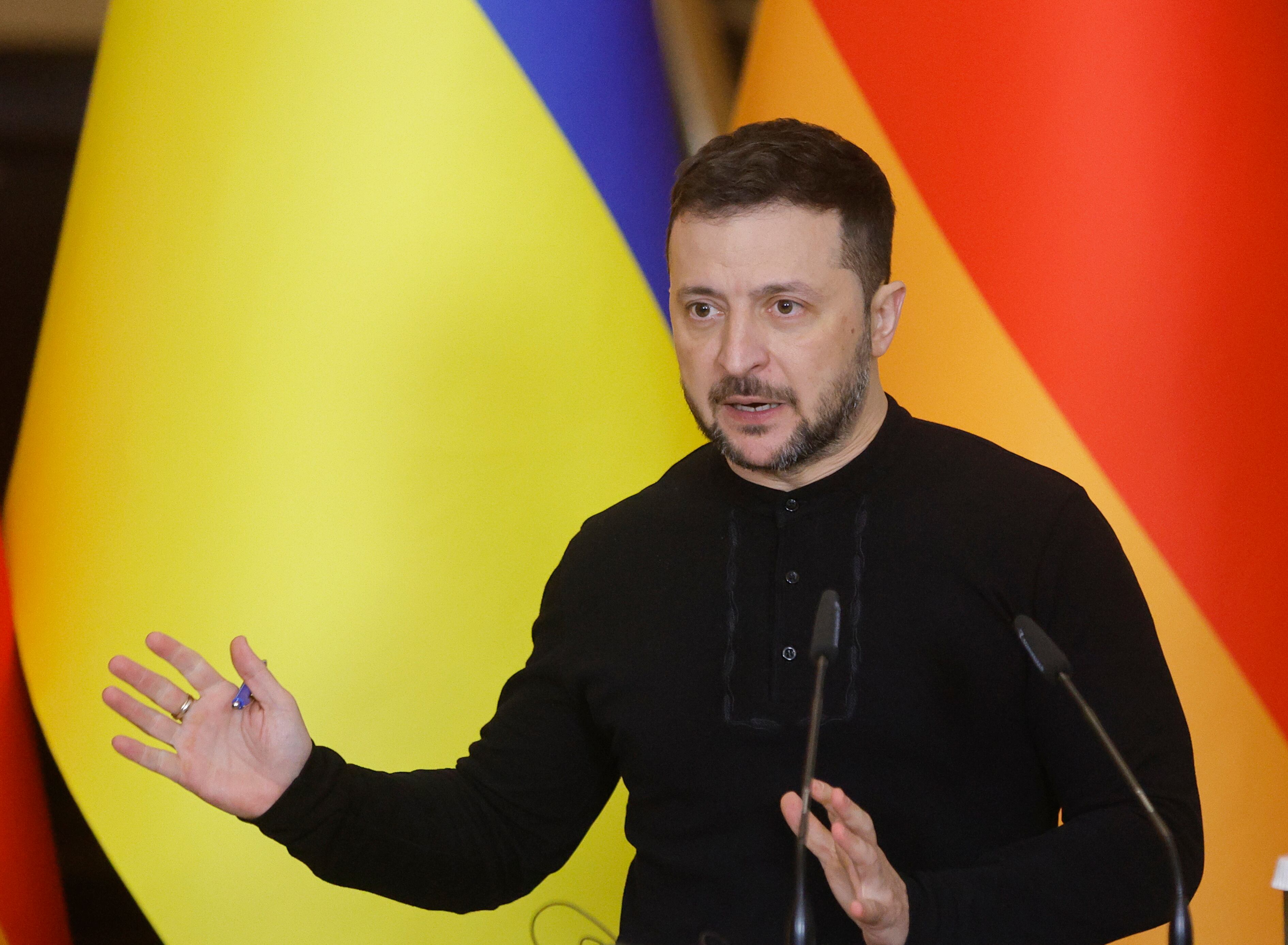 Volodymyr Zelensky FOTO: EFE/EPA/SERGEY DOLZHENKO