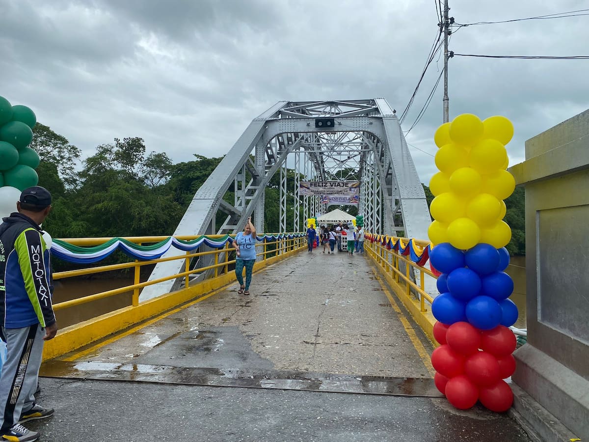 Tras ocho años de cierre, se dio reapertura vehicular en el puente binacional La Unión
