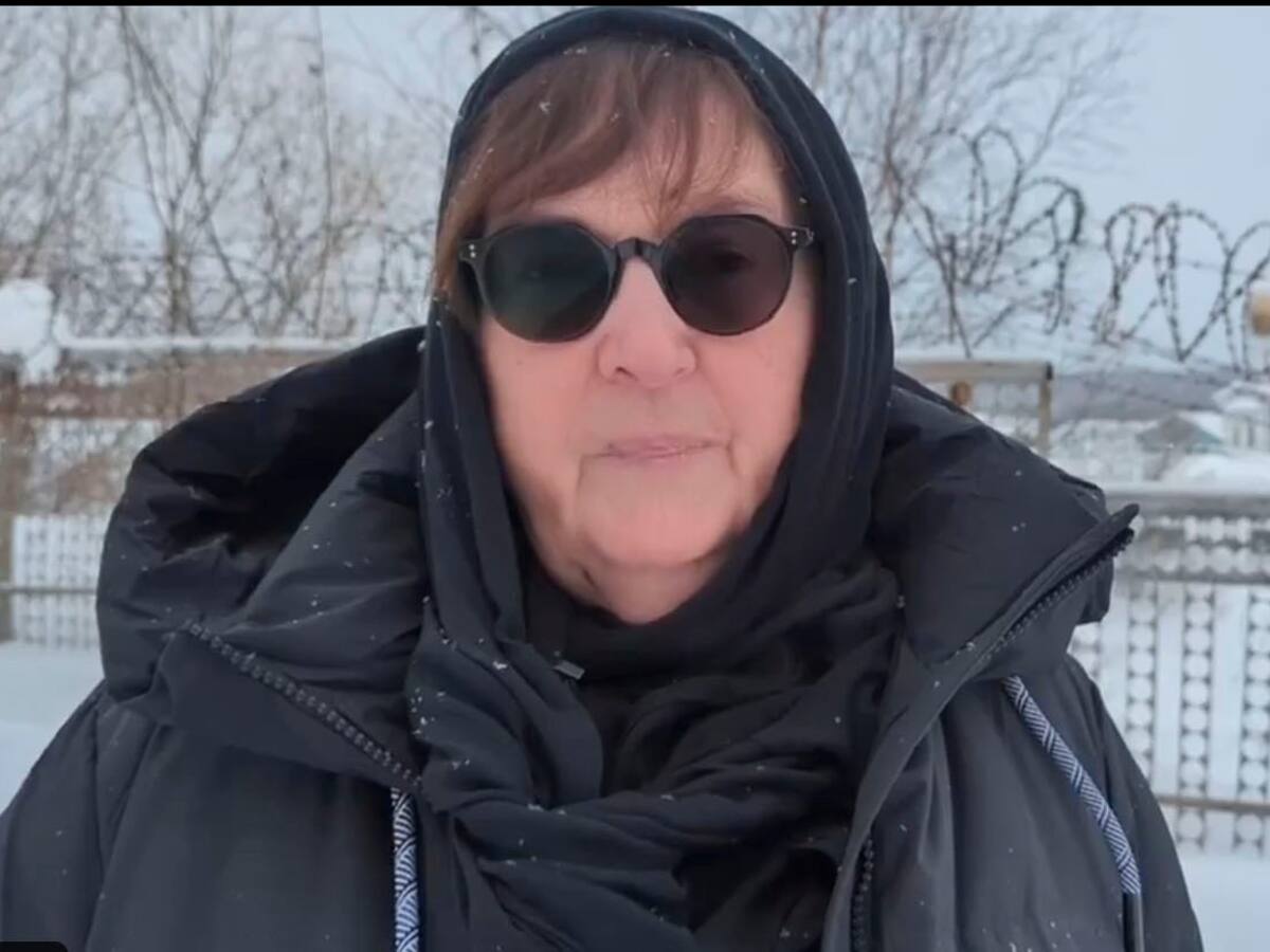 Madre de Navalni acusa a autoridades de amenazarla y querer enterrar en secreto a su hijo
