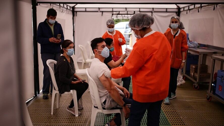 Conozca los puntos que tendrá la ciudad para que estas personas puedan aplicarse la vacuna contra el COVID-19.. Foto: Colprensa-Sergio Acero
