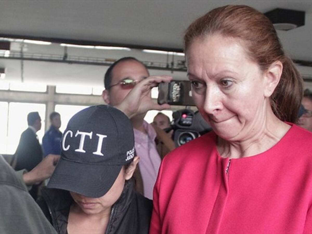 Niegan libertad a esposa de asesinado dueño de Surtifruver