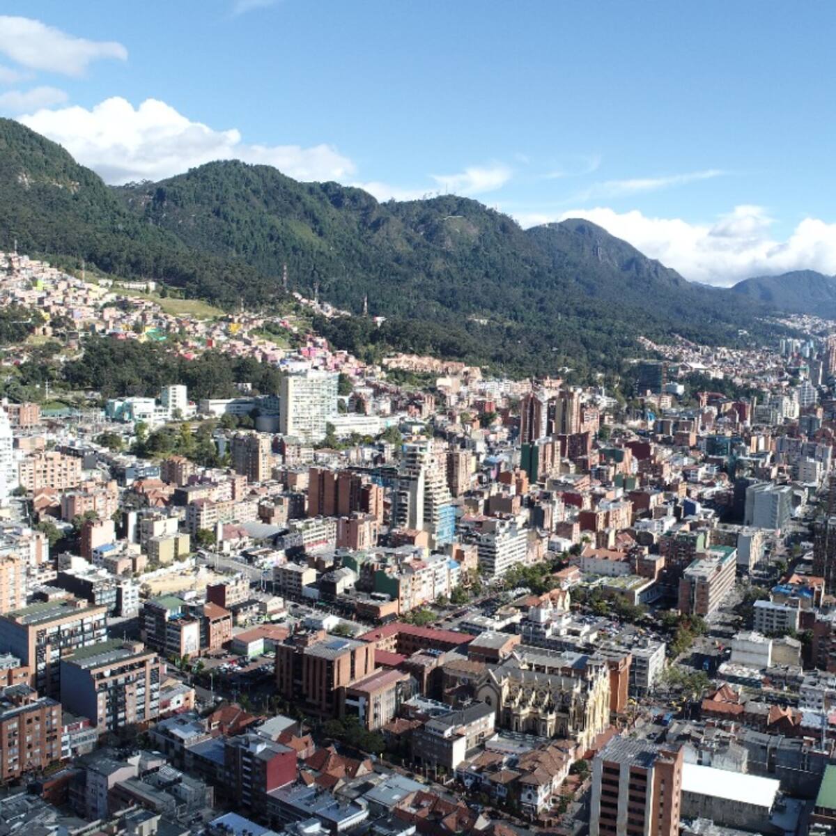 Distrito levanta alerta ambiental por mala calidad del aire en Bogotá