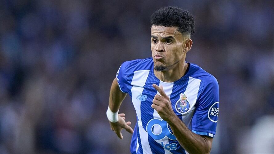 Luis Díaz en su gol ante el AC Milan en Champions League. Foto: Jose Manuel Alvarez/Quality Sport Images/Getty Images