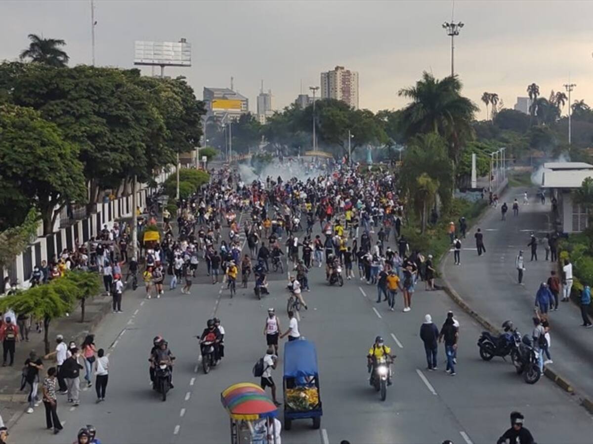Pese al toque de queda, Cali vivió segunda jornada de paro contra la reforma tributaria