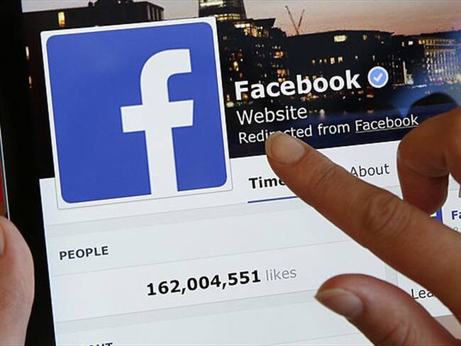 Facebook explicó que estaba autorizado a transcribir conversaciones por los usuarios de su aplicación Messenger.. Foto: Getty Images