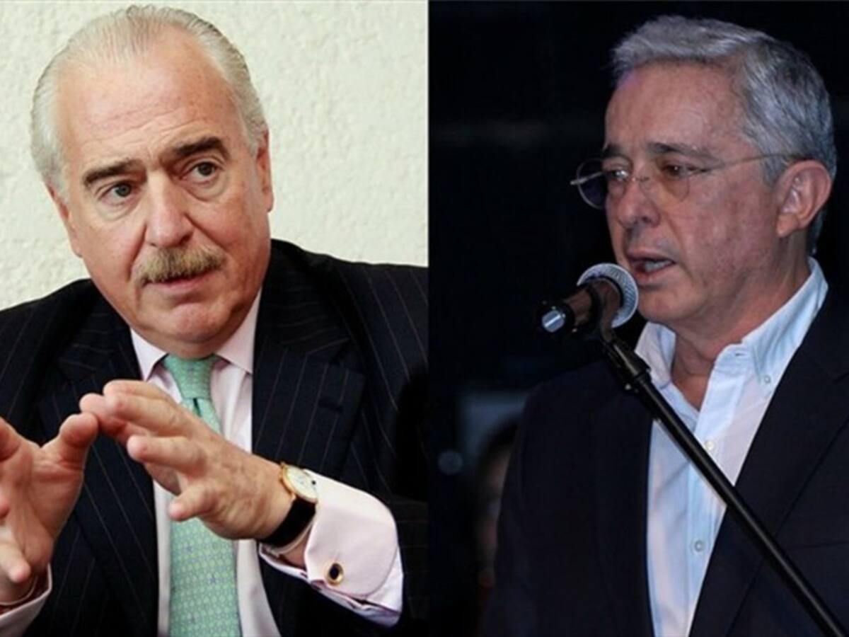 Uribe y Pastrana piden que se investigue si entró dinero de Odebrecht a campaña de Santos