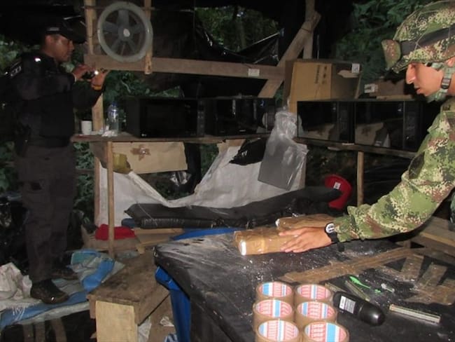 Destruyen tres laboratorios cocaleros atribuidos a disidencias de las Farc. Foto: Cortesía Ejército Nacional