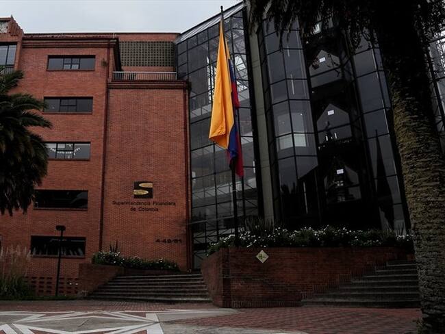 La Superintendencia Financiera ya está revisando la situación de Valoralta, otra comisionista de bolsa en problemas. Foto: Colprensa