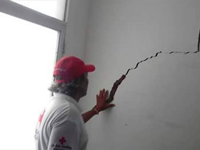 Grietas en el palacio municipal El Banco. Foto: Alcaldía municipal El Banco.