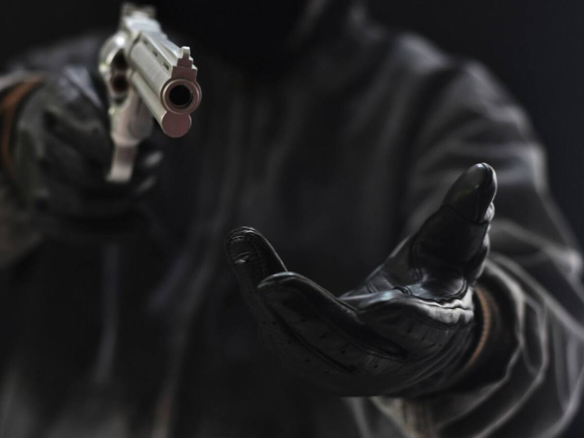 Autoridades en Cali investigan robo en una sede bancaria