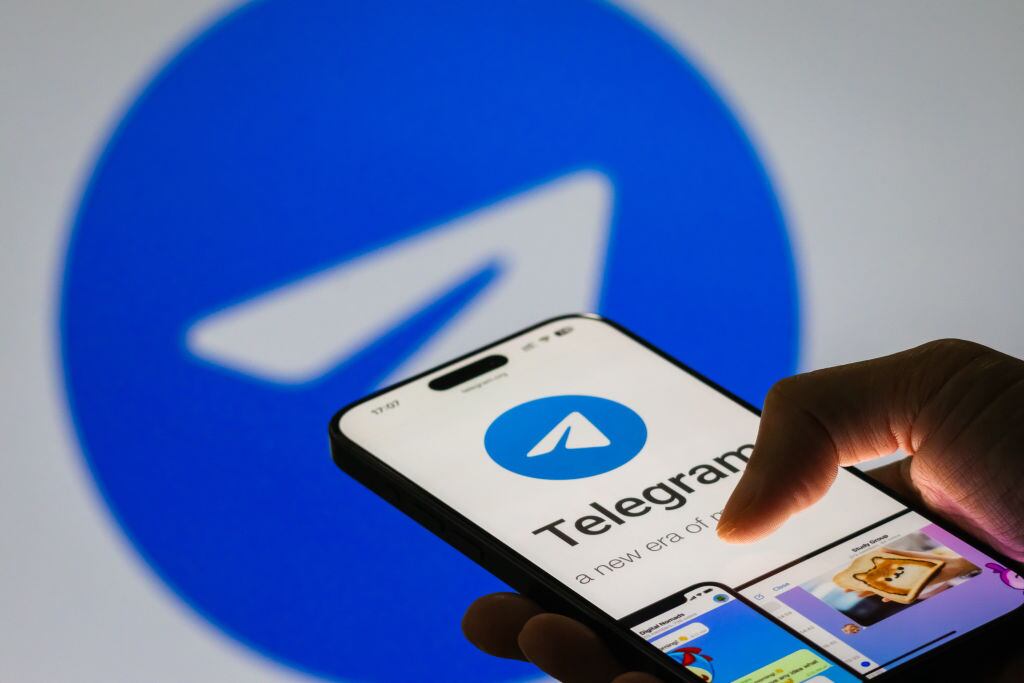 Logo de Telegram. I Foto: Cheng Xin/Getty Images.