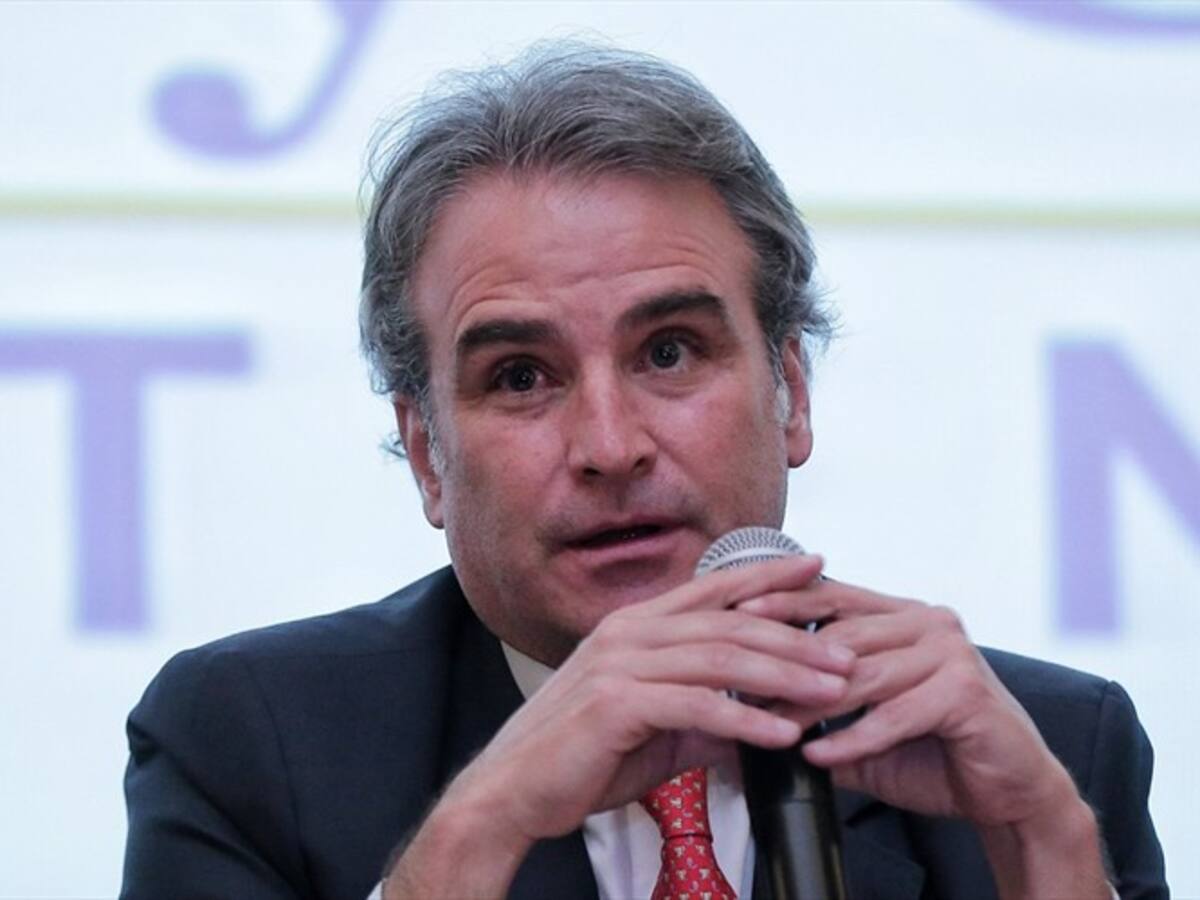 Mintransporte salió a jugar a la ruleta con la plata de los colombianos: exsuperintendente