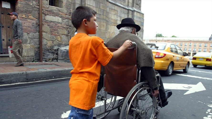 Colombia JUSta y Libres presenta proyecto de Ley para proteger a niños usados en mendicidad. Foto: Colprensa