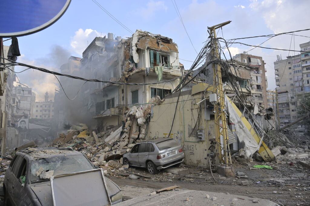 Ataque israelí en el sur de Beirut. I Foto: Houssam Shbaro/Anadolu via Getty Images.